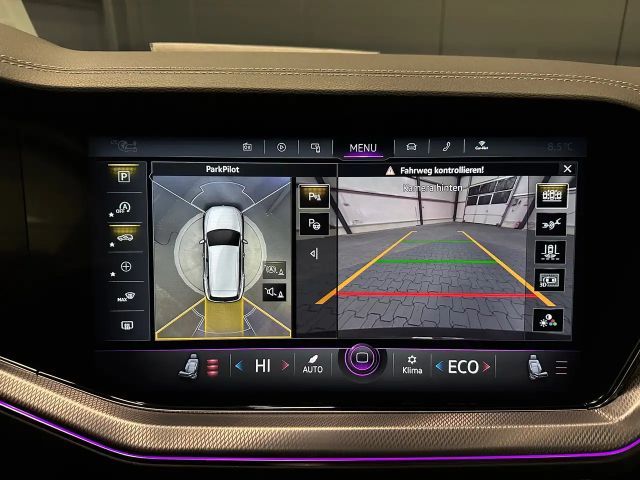 Volkswagen Touareg 4Motion R-Line Style