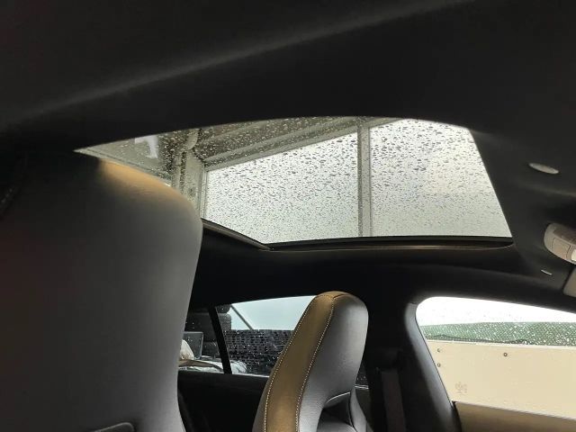 Mercedes-Benz CLA 200 AMG Line Shooting Brake