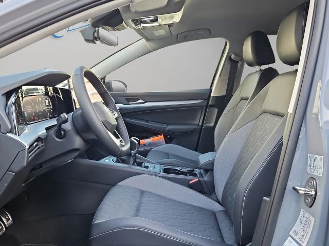 Volkswagen Golf 1.5 TSI Golf VIII