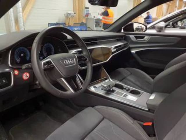 Audi A6 50 TDI Avant Quattro S-Line