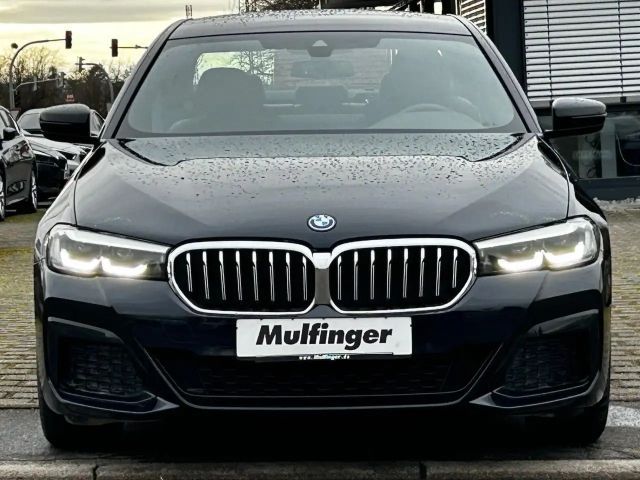 BMW 530 530e M-Sport Sedan