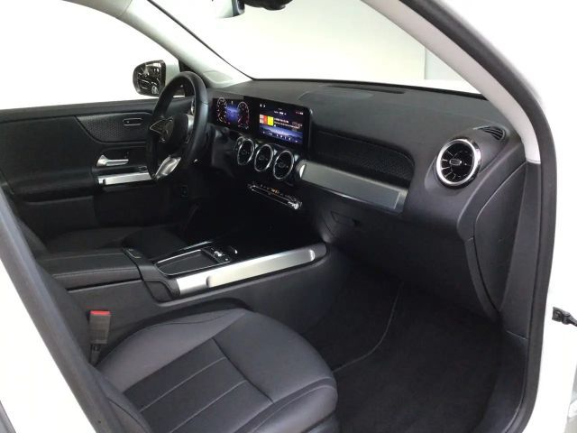 Mercedes-Benz GLB 200 Progressive