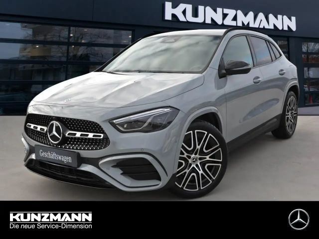 Mercedes-Benz GLA 200 AMG Line