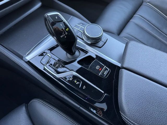 BMW 530 530e M-Sport Touring