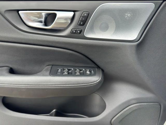 Volvo V60 Cross Country AWD Bright Ultimate