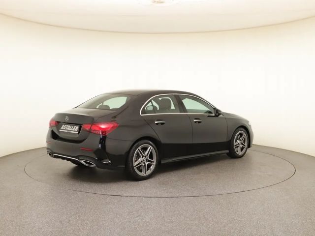 Mercedes-Benz A 250 4MATIC AMG Line