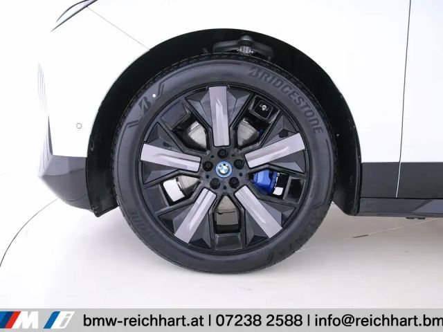 BMW iX xDrive40