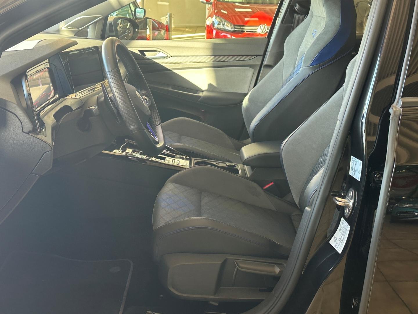 Volkswagen Golf 2.0 TSI 4Motion Golf VIII