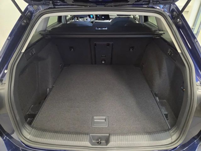 Volkswagen Golf DSG Life Variant