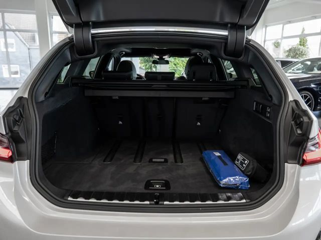 BMW 318 318i M-Sport Touring