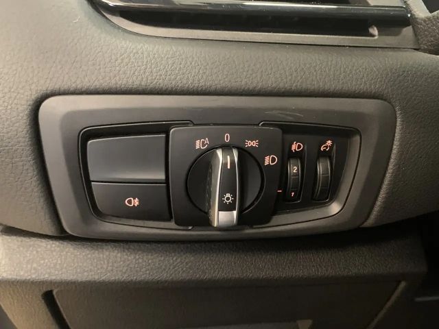 BMW 220 220d Advantage pakket