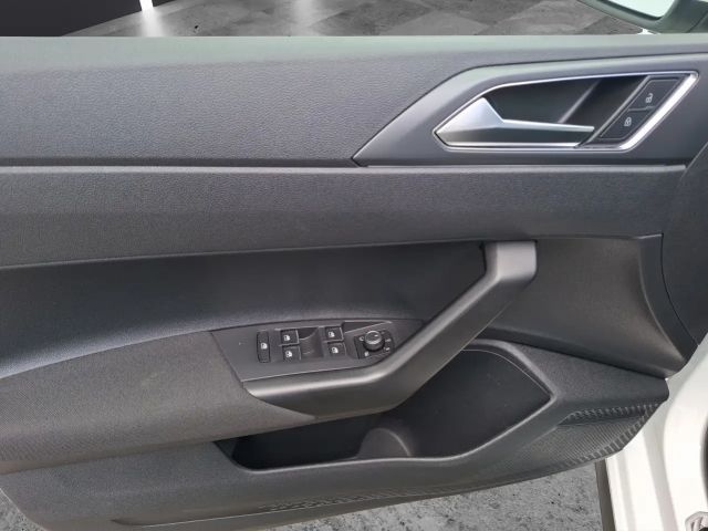 Volkswagen Polo DSG IQ.Drive R-Line