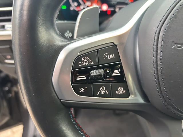 BMW X4 40i Head-Up Lenkradheizung