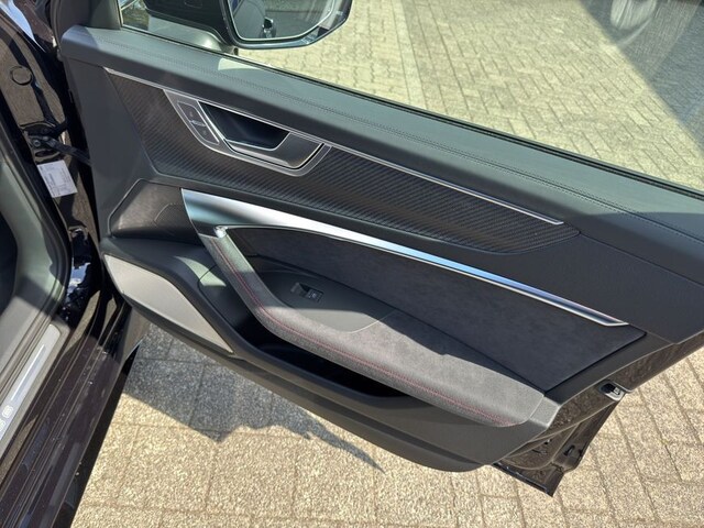 Audi A6 e-tron Avant Performance Quattro