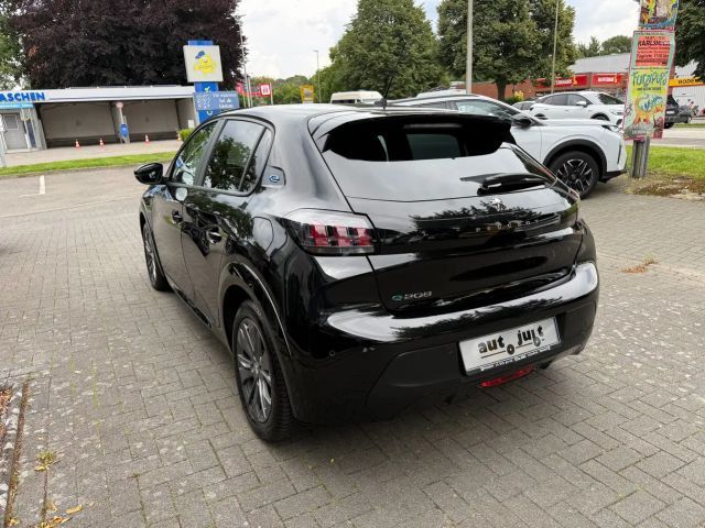 Peugeot E-208 Active Pack