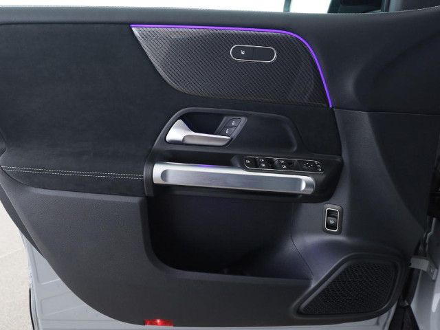 Mercedes-Benz GLB 180 GLB 180 d