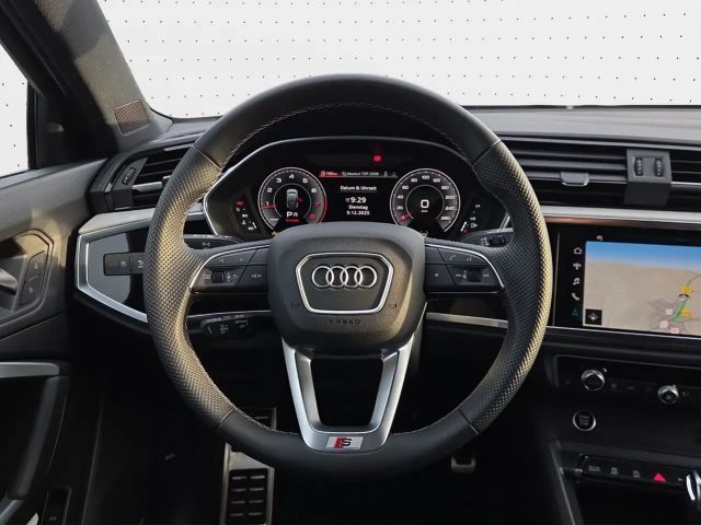 Audi Q3 35 TFSI S-Line