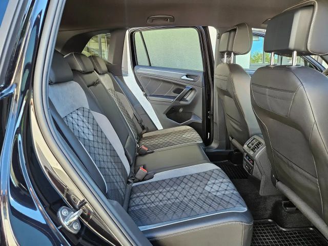 Volkswagen Tiguan DSG IQ.Drive R-Line