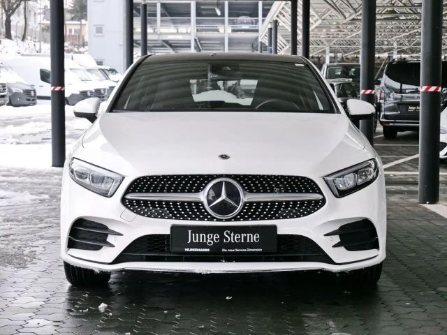 Mercedes-Benz A 250 A 250 e AMG Line