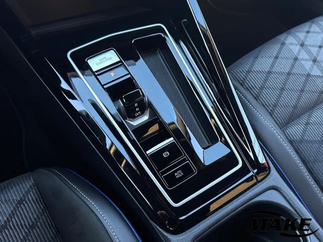 Volkswagen Golf 2.0 TDI DSG IQ.Drive R-Line