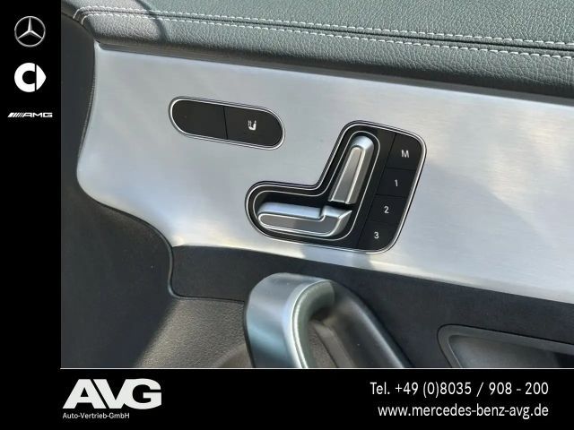 Mercedes-Benz CLA 200 AMG Line Shooting Brake