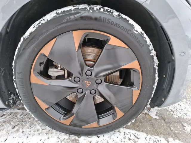 Cupra Born 58 kWh 77 kWh