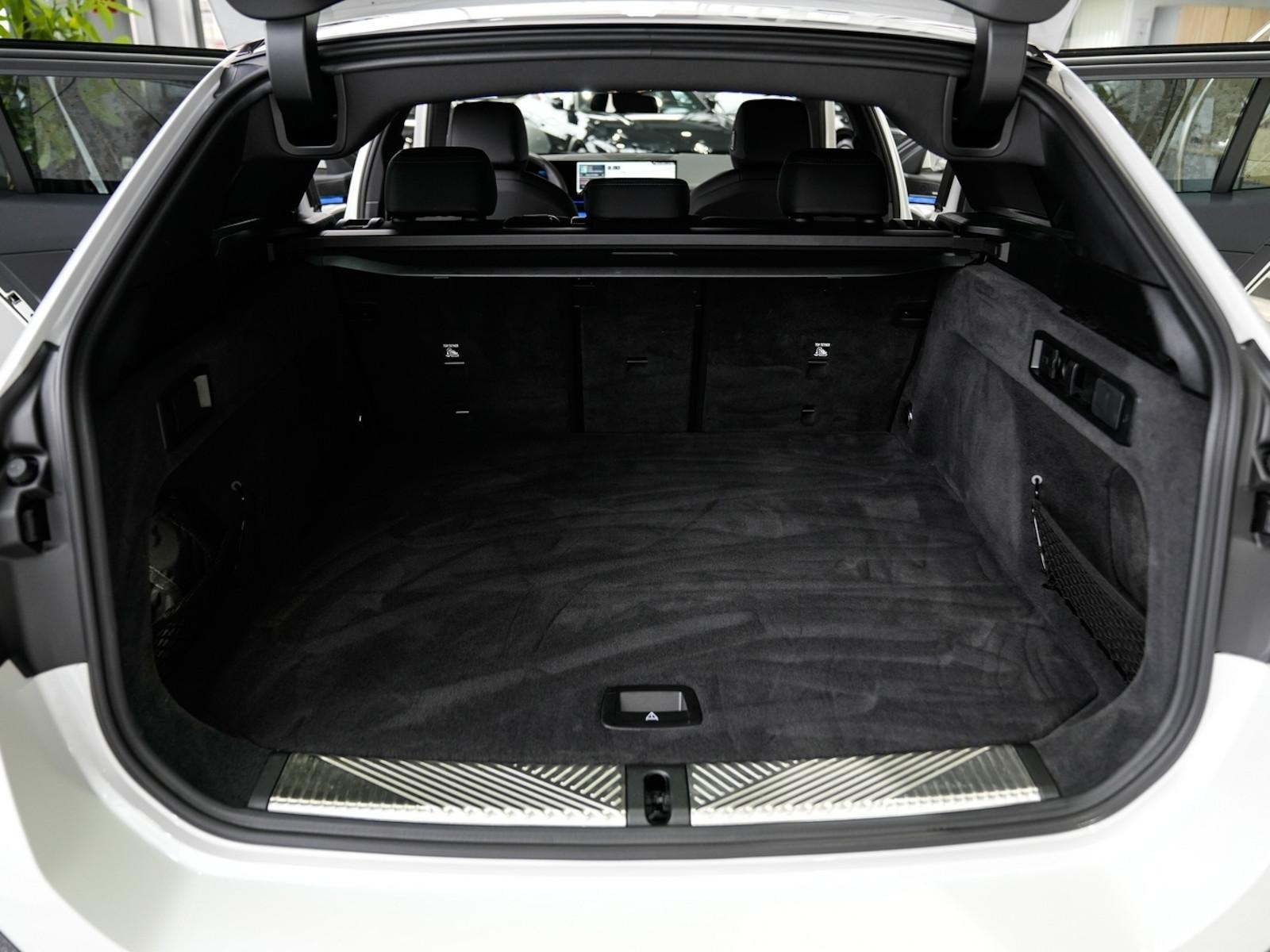 BMW 520 520i M-Sport Touring