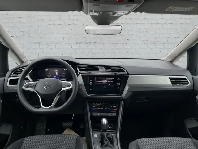 Volkswagen Touran 1.5 TSI DSG R-Line