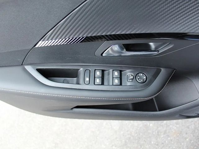 Peugeot 208 Allure Pack PureTech