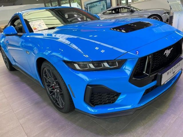 Ford Mustang Fastback GT 5.0 V8