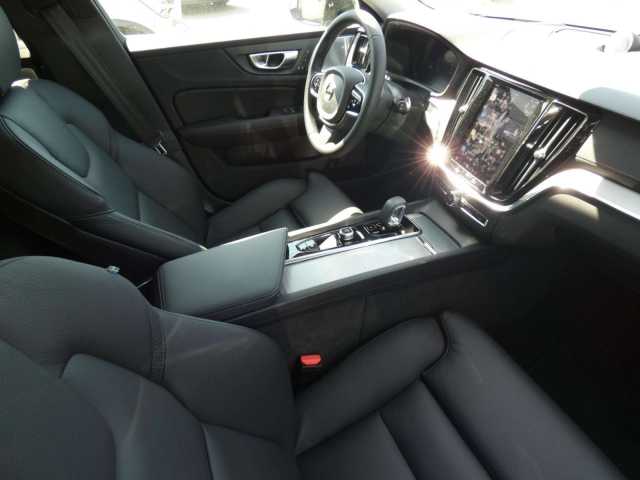 Volvo V60 Dark Ultimate