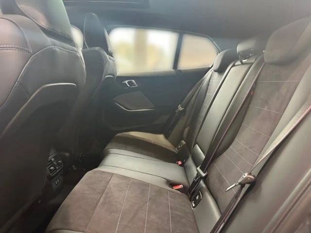 BMW 120 120d 5-deurs Sedan