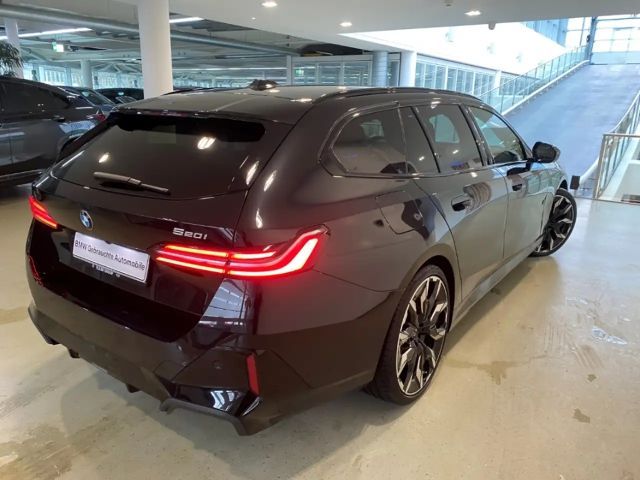 BMW 520 520i M-Sport Touring