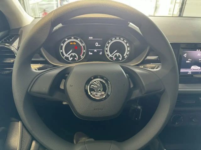 Skoda Fabia 1.0 MPI Essence ABS Fahrerairbag ESP SERVO