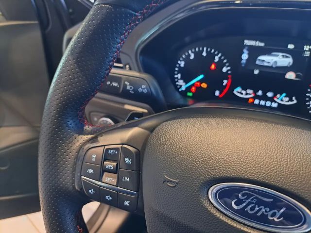 Ford Focus EcoBoost ST Line Wagon