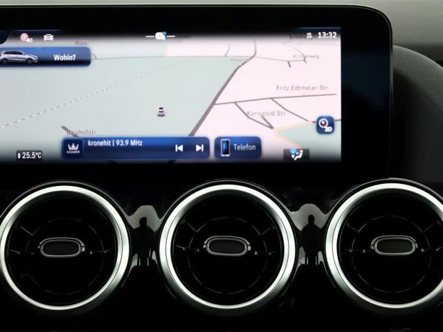 Mercedes-Benz B 180 Progressive Sedan Urban