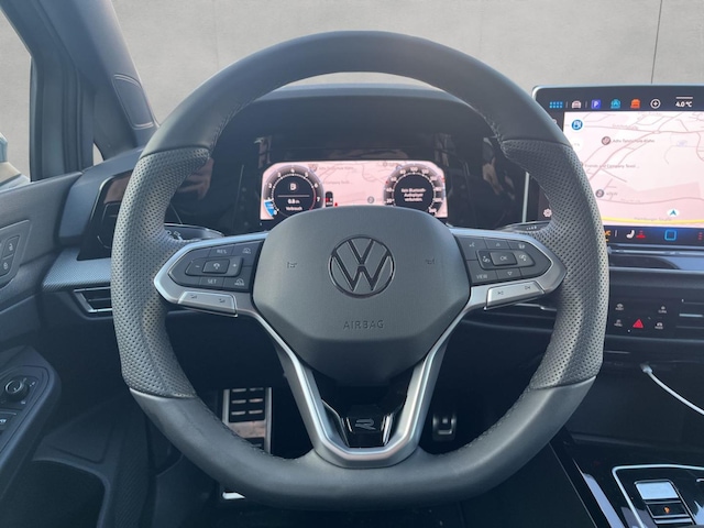 Volkswagen Golf DSG R-Line