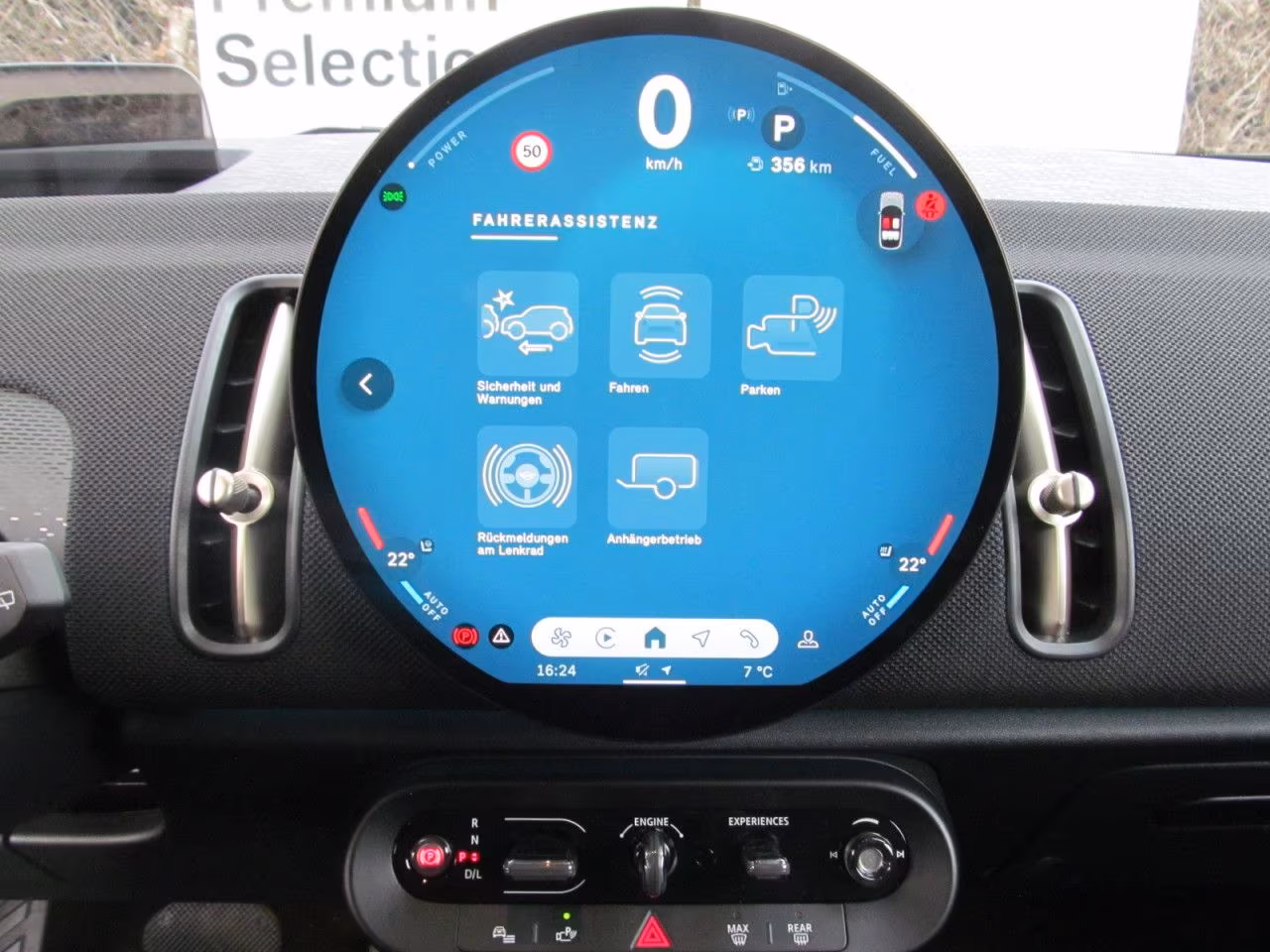 MINI Cooper C Countryman Countryman C HUD PanoD.Kamera OLED KomfZ.AHK 18"