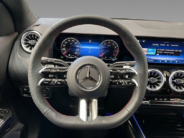 Mercedes-Benz GLA 200 AMG Line