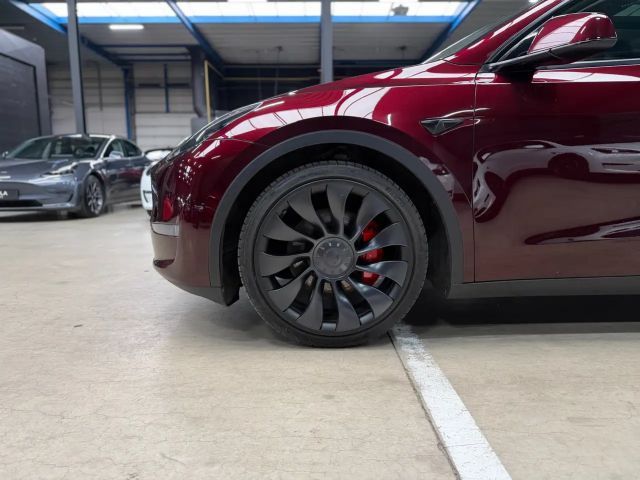 Tesla Model Y Performance