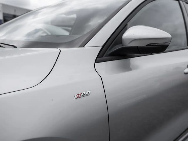 Ford Focus ST Line Wagon