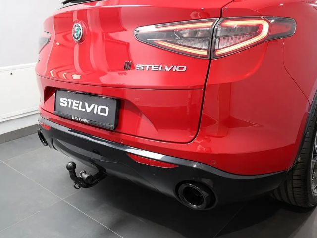 Alfa Romeo Stelvio AT8 Q4 Veloce