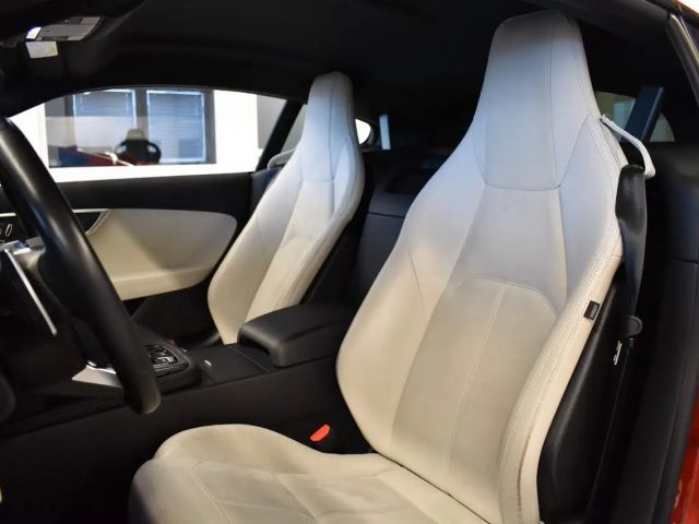 Jaguar F-Type Coupe R-Dynamic