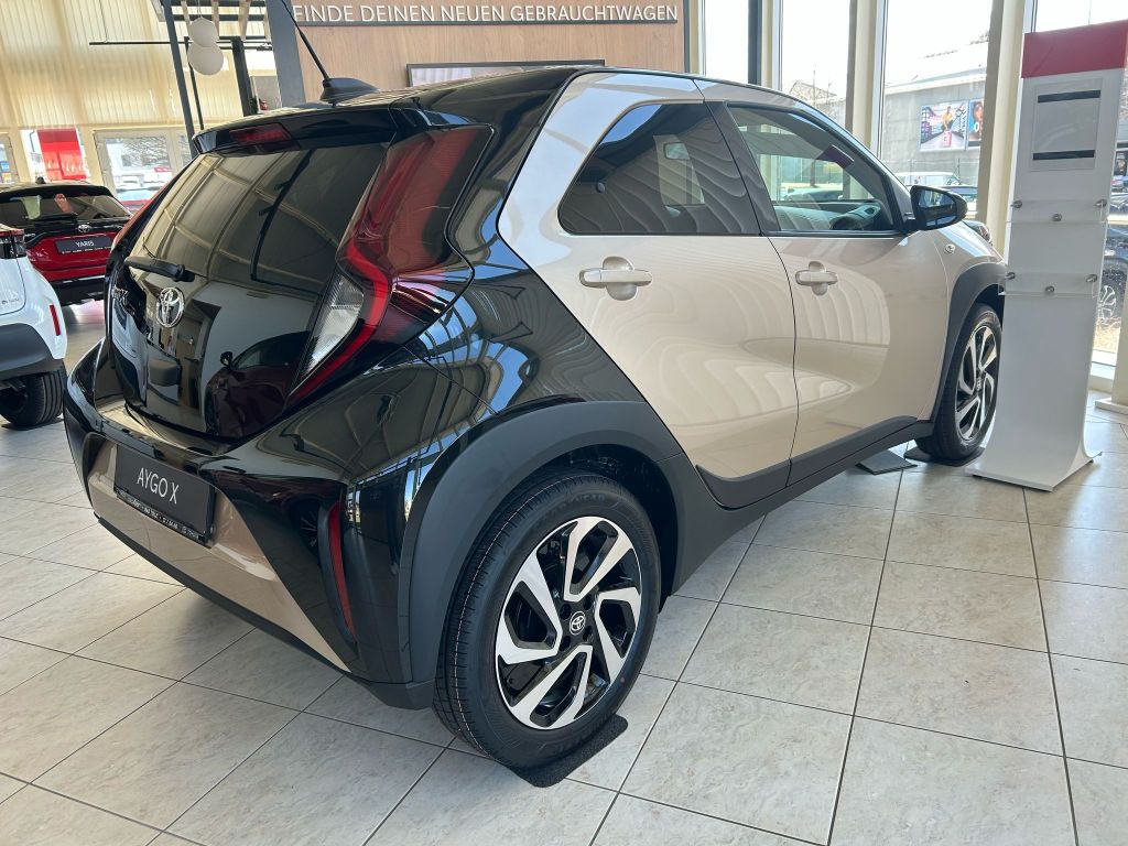 Toyota Aygo X 5-deurs Basis Team D