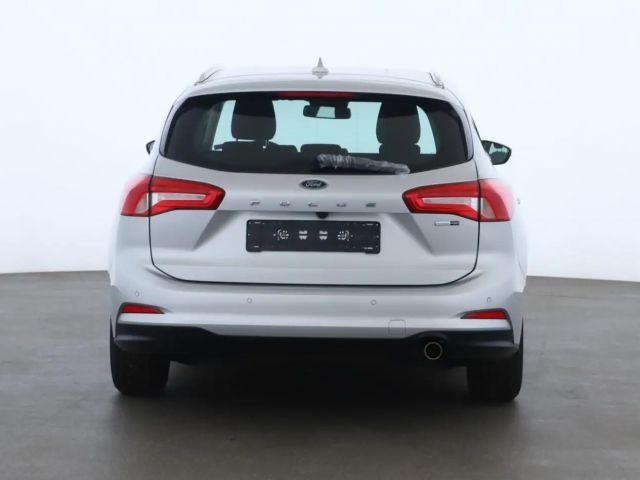 Ford Focus Titanium Wagon