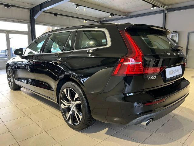 Volvo V60 Momentum