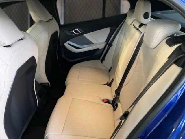 BMW 120 5-deurs Sedan