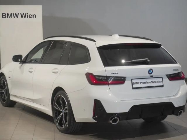 BMW 330 330e xDrive