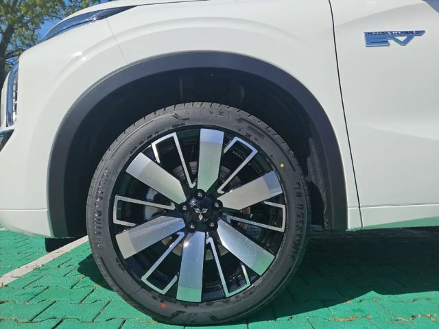 Mitsubishi Outlander 4WD PHEV