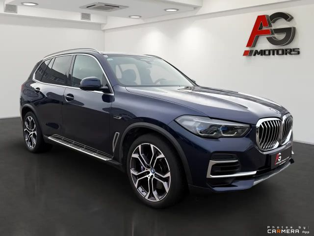 BMW X5 xDrive45e